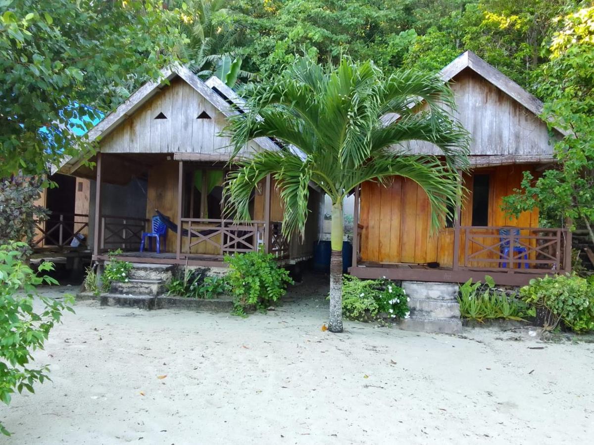 Pondok Lestari Kadidiri Batudaka エクステリア 写真